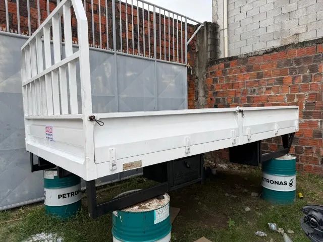 Carroceria para Caminhão 4.5m - Foto 2
