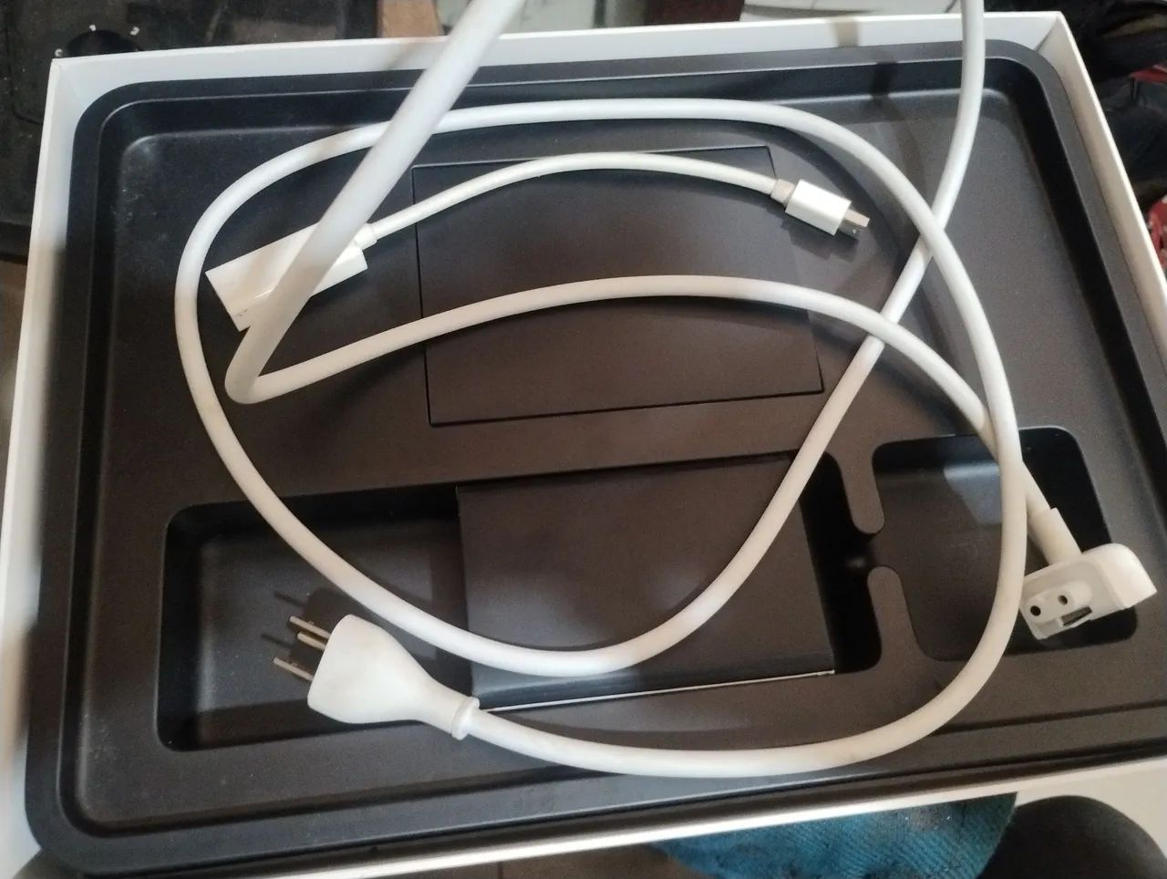 CAPA E CABO EXTENSOR MACBOOK