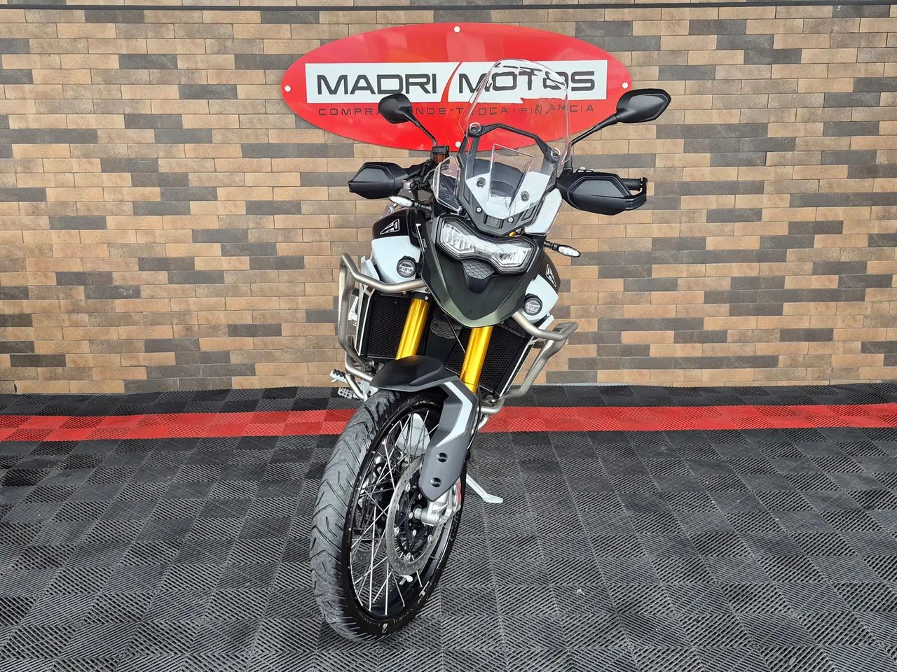 TRIUMPH TIGER 900 RALLY PRO - Foto 4