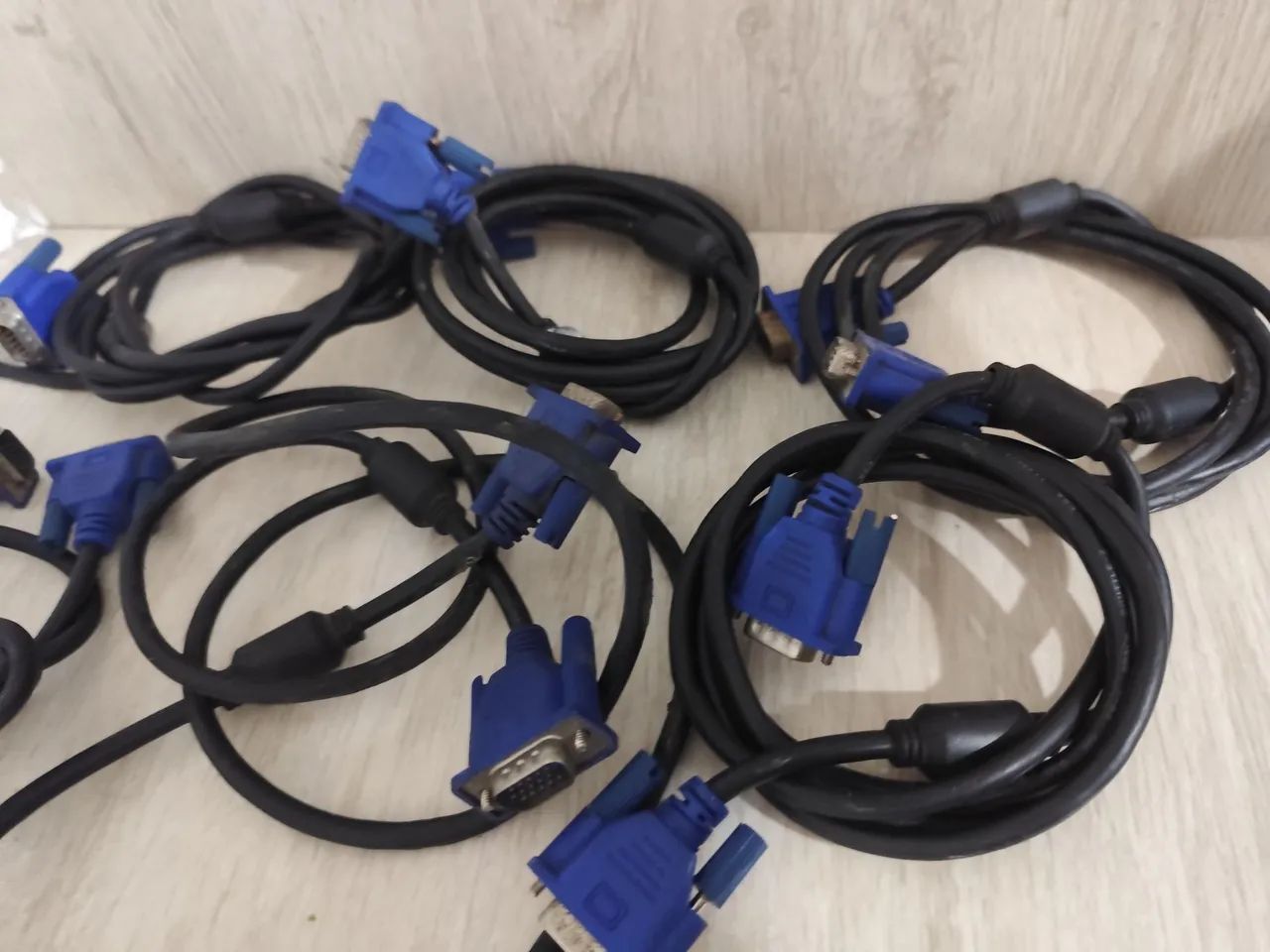 Mouse, cabo de rede, cabo de força, cabo HDMI e VGA. - Foto 5