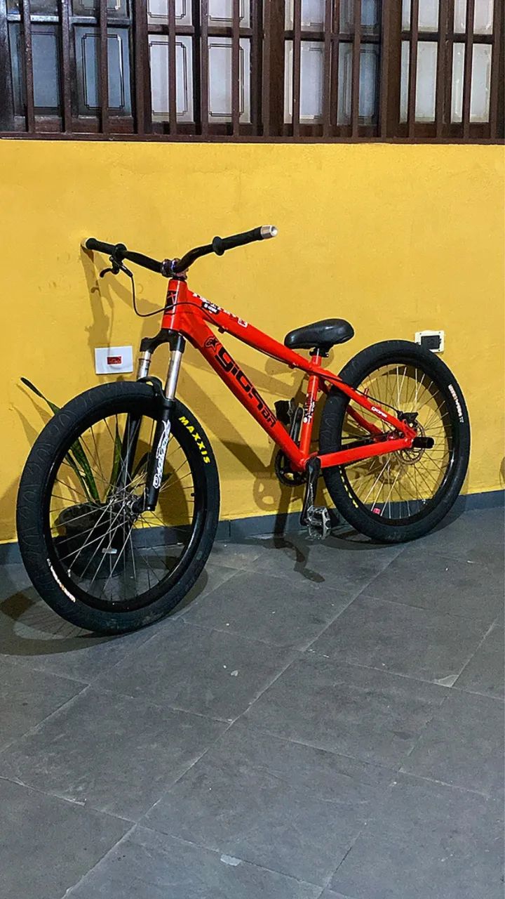 Gios 4trix 2023 único dono 