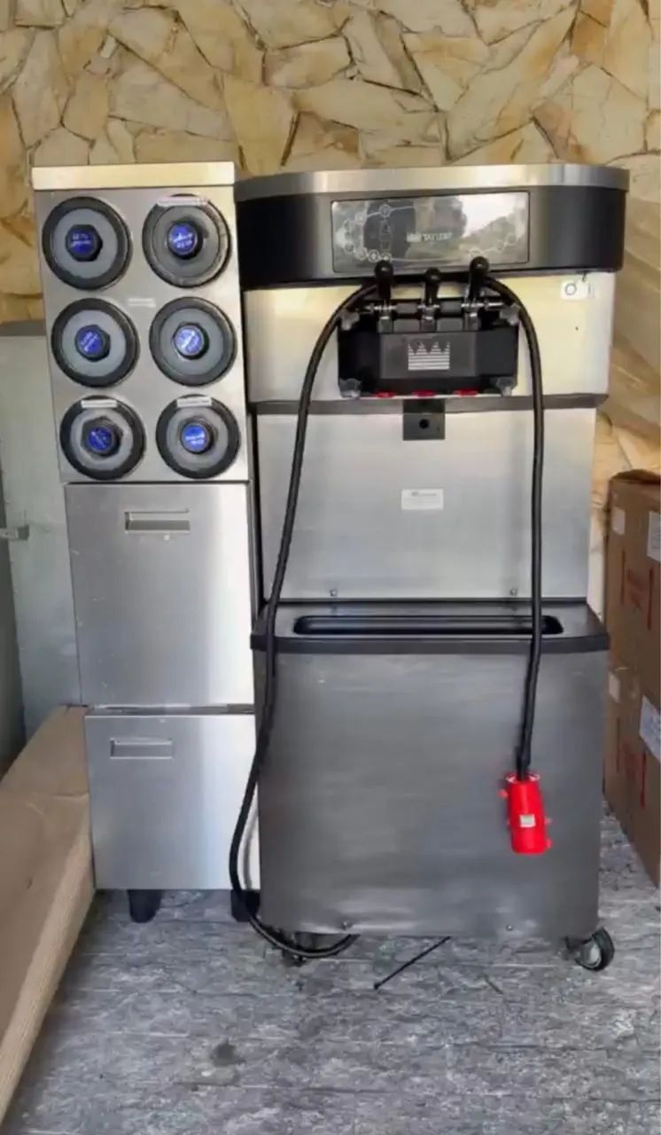 Máquina de sorvete Taylor 712
