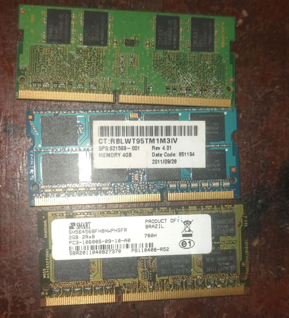 Vende-se essas 3 memória ram