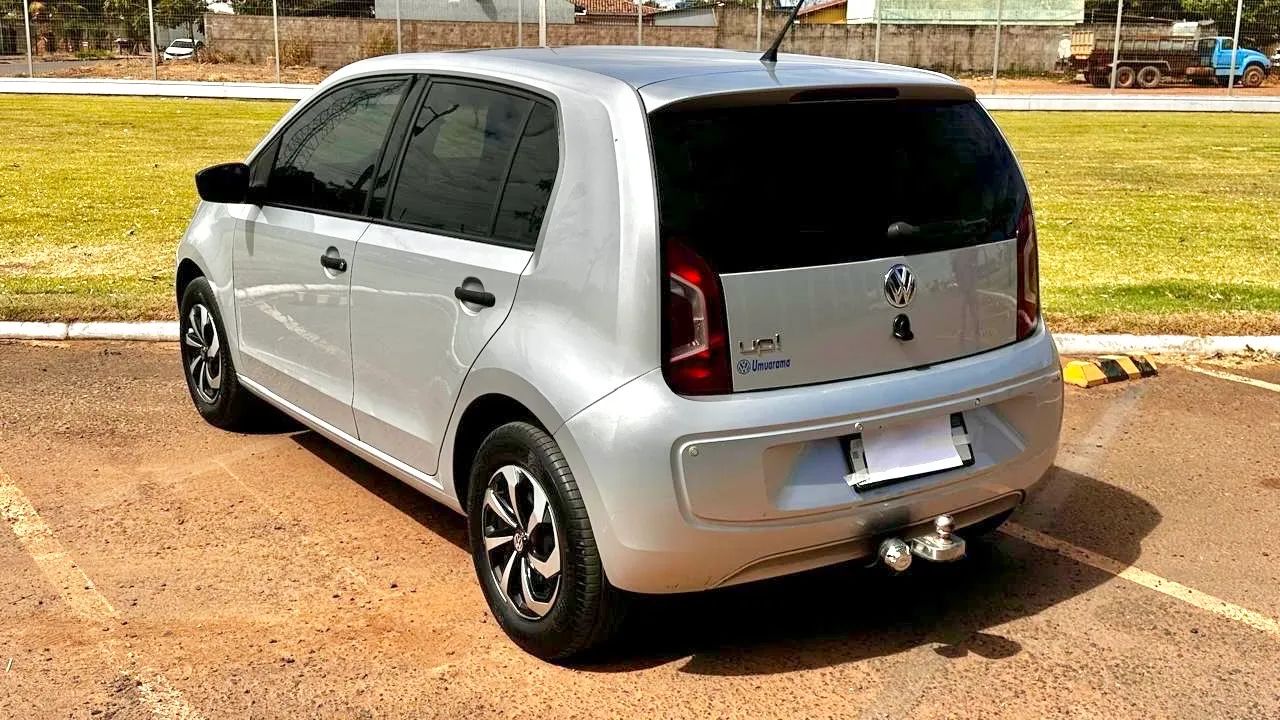 Volkswagen Up! Take 1.0 Total Flex 12V 5P 2016 - Foto 3