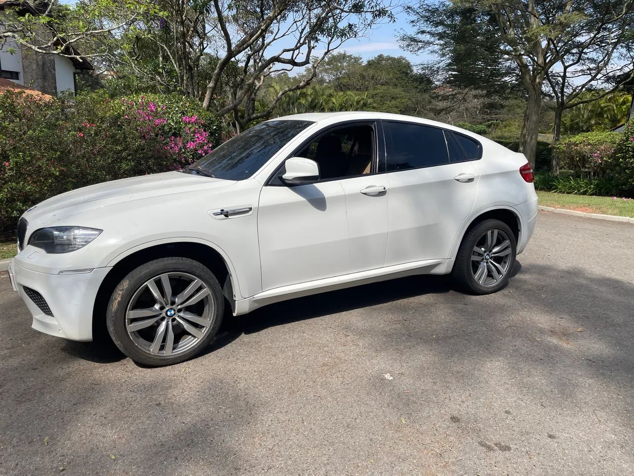 BMW X6 M 4.4 4X4 V8 32V Bi-turbo Aut. 2011