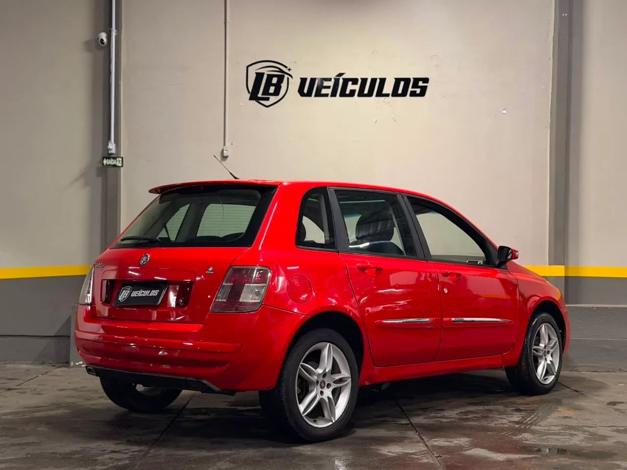 Fiat Stilo Dualogic 1.8 Sporting Flex 8V 5P 2010 - Foto 2