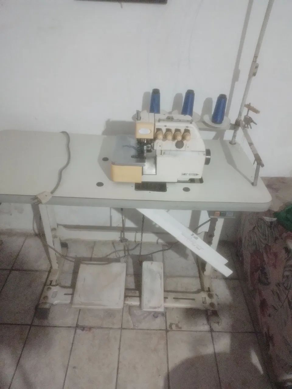 máquina de custura - Foto 2