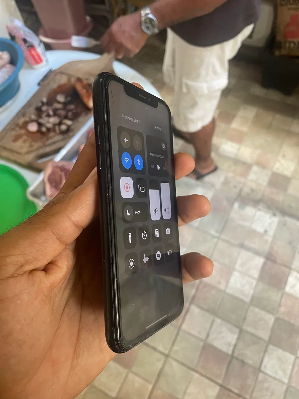 iPhone XR 64gb preto - Foto 4