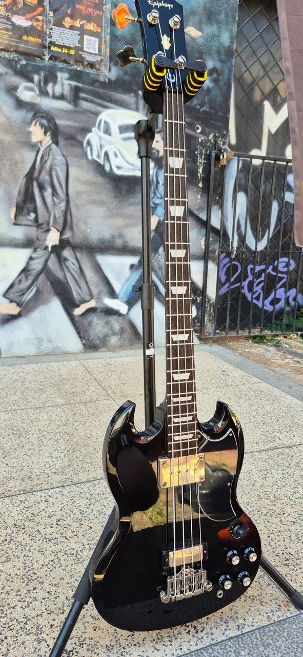 Baixo Epiphone Eb3 SG + hardcase hack KGB