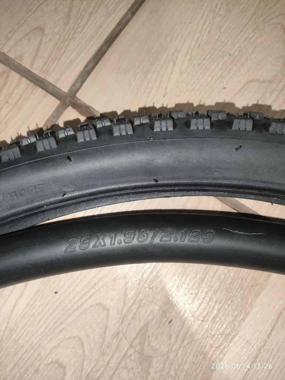 Pneu aro 29 com Câmara Ar - Foto 3
