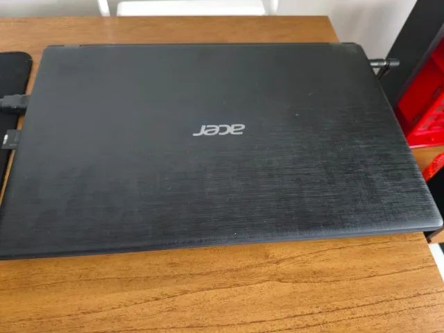 Notebook Acer I3 8° Gen - Tela Queimada