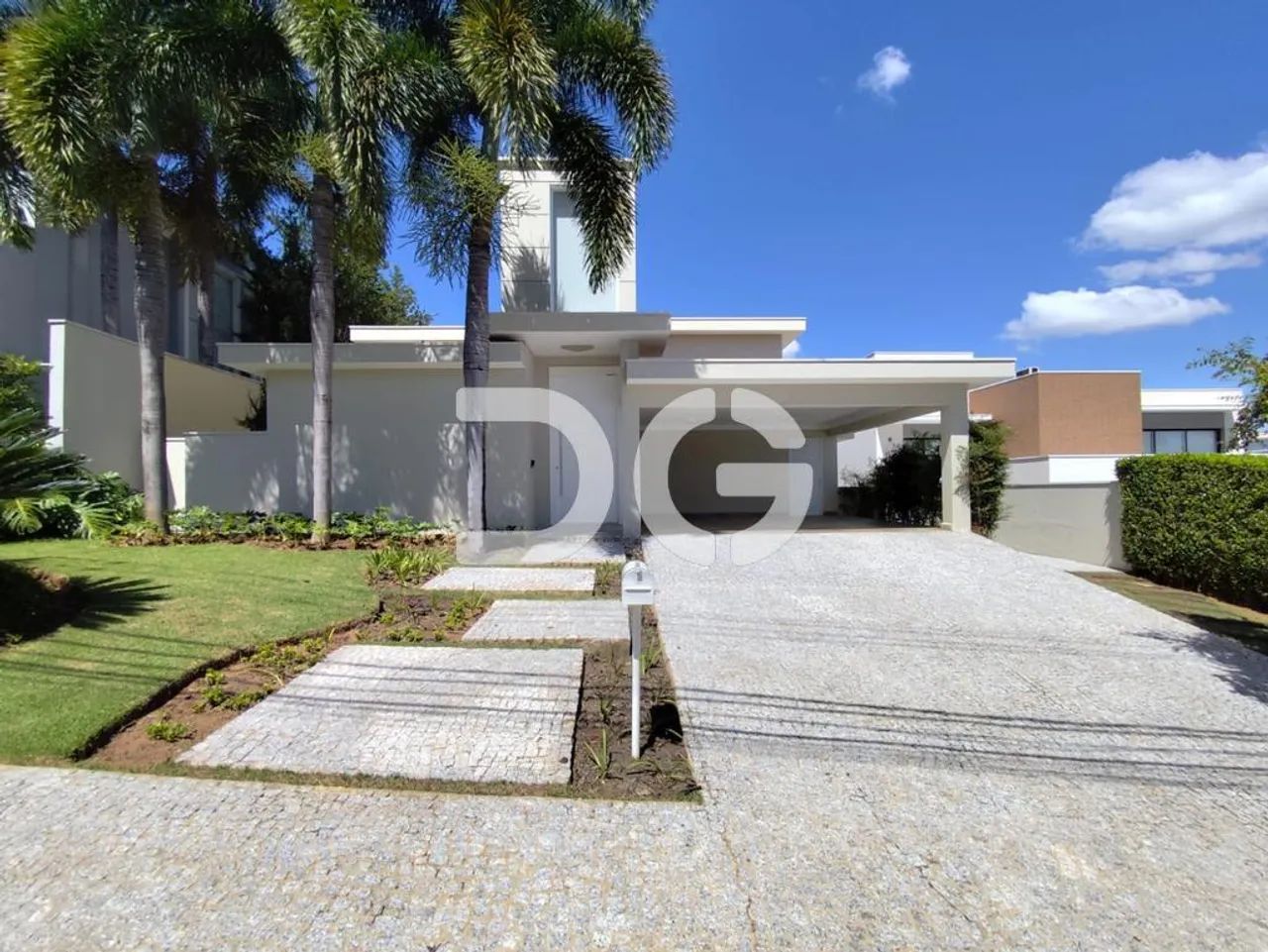 Casa à venda e para alugar em Campinas, Loteamento Alphaville Campinas, com 4 suítes, com 