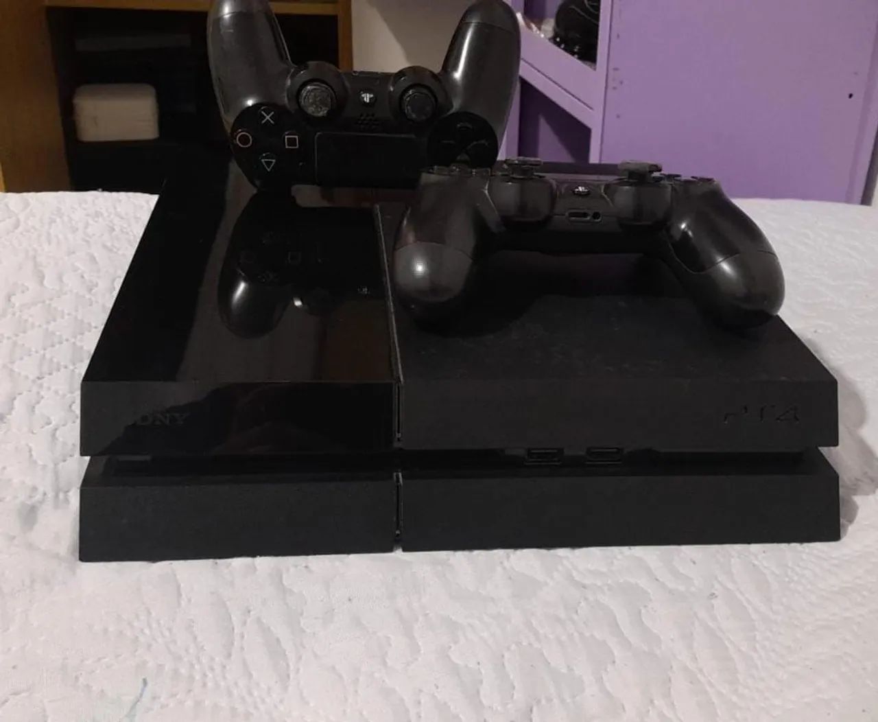 Ps4 com dois controles 