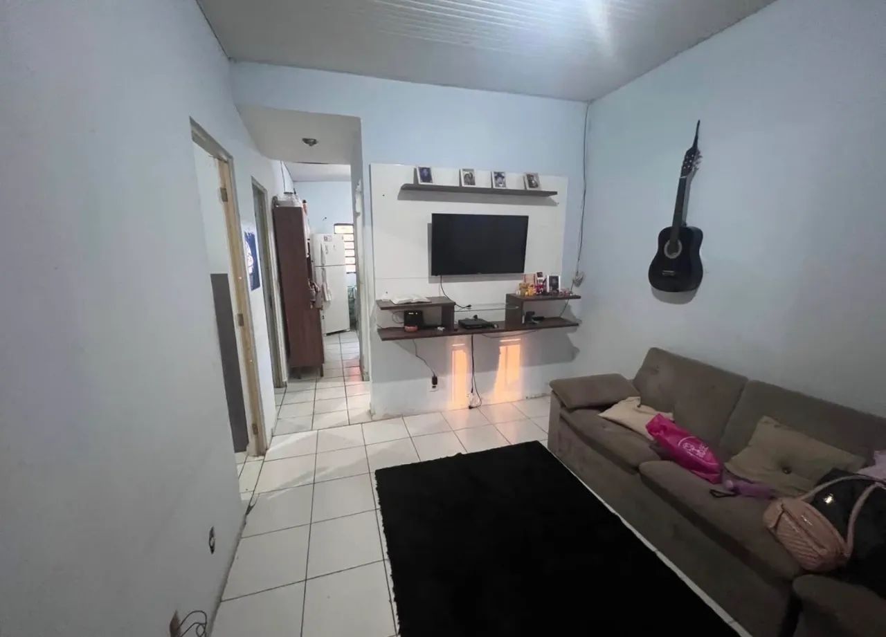 Vende-se casa na Águas brancas CF 