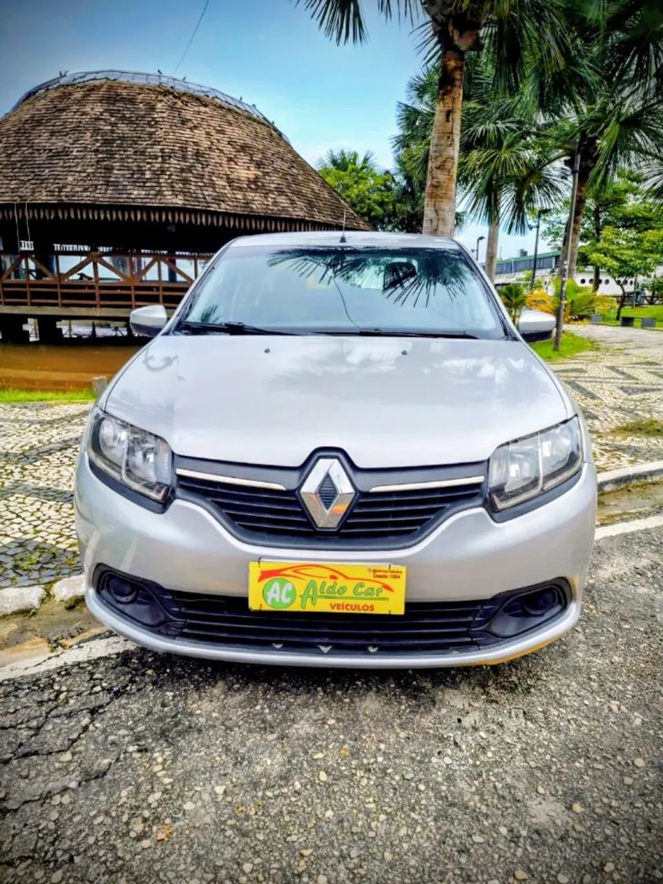 Renault Logan Expression Flex 1.0 12V 4P 2018 - Foto 2