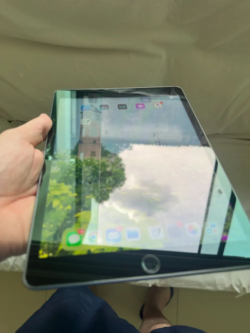 Ipad 9 geracao 64 gb wifi + Capa - Foto 5