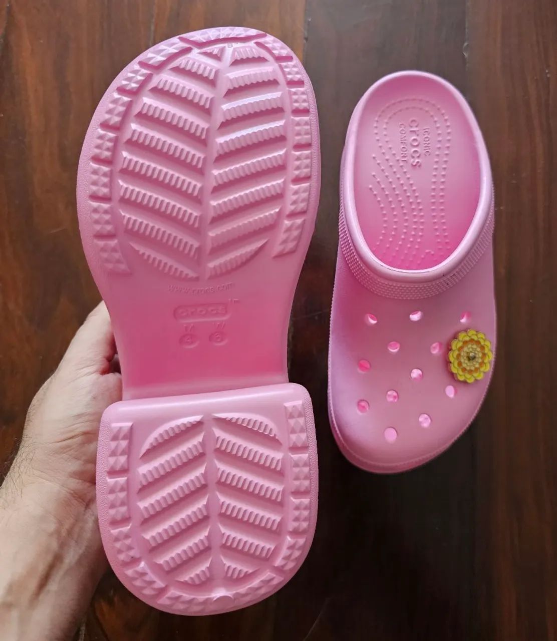 Sandália Crocs - Foto 3