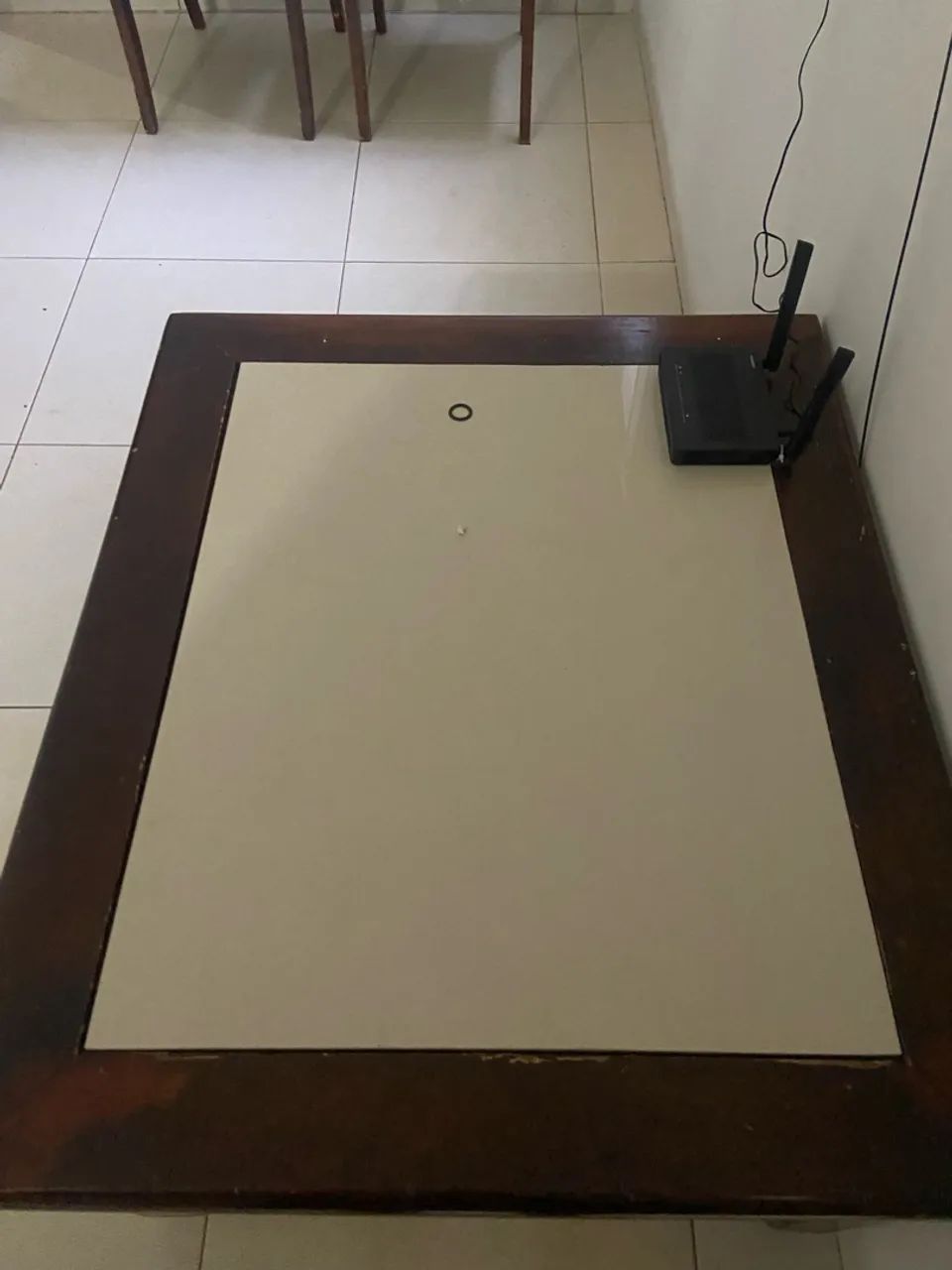 Mesa de Madeira com Tampo de Mármore - Foto 3