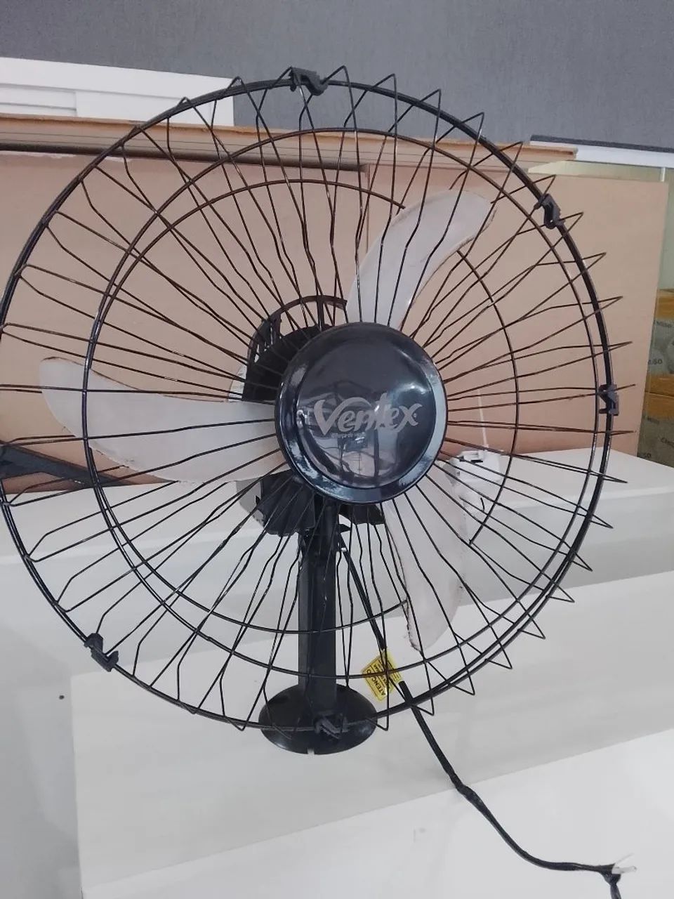 Ventilador de parede preto Ventex
