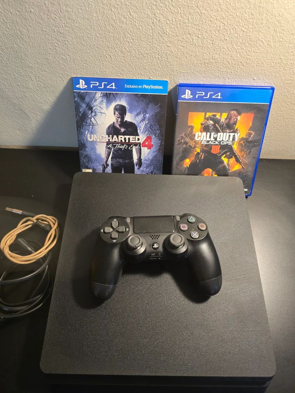 Playstation 4 1TB + 2 JOGOS - Foto 3