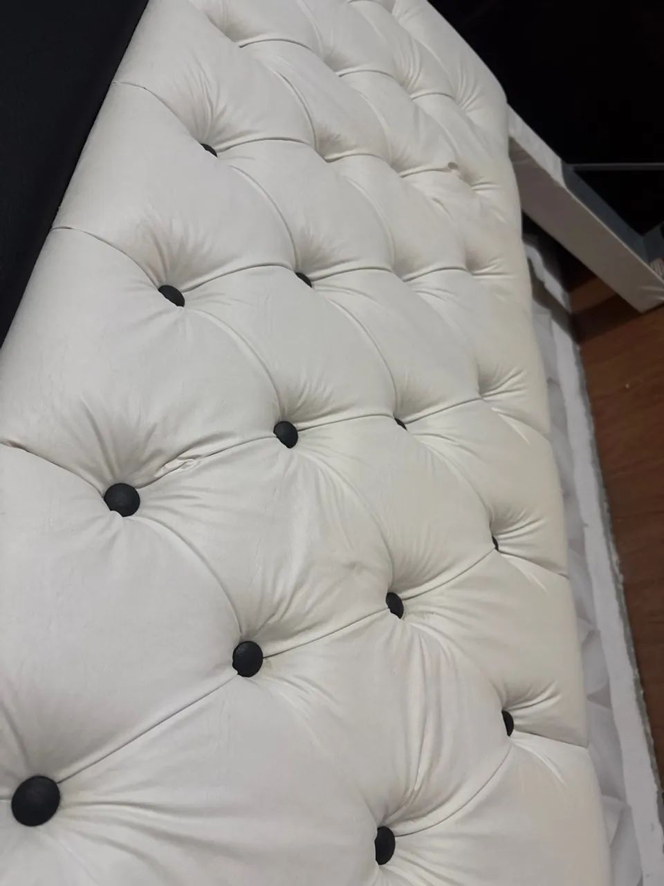 Cabeceira de cama casal acolchoado  - Foto 3
