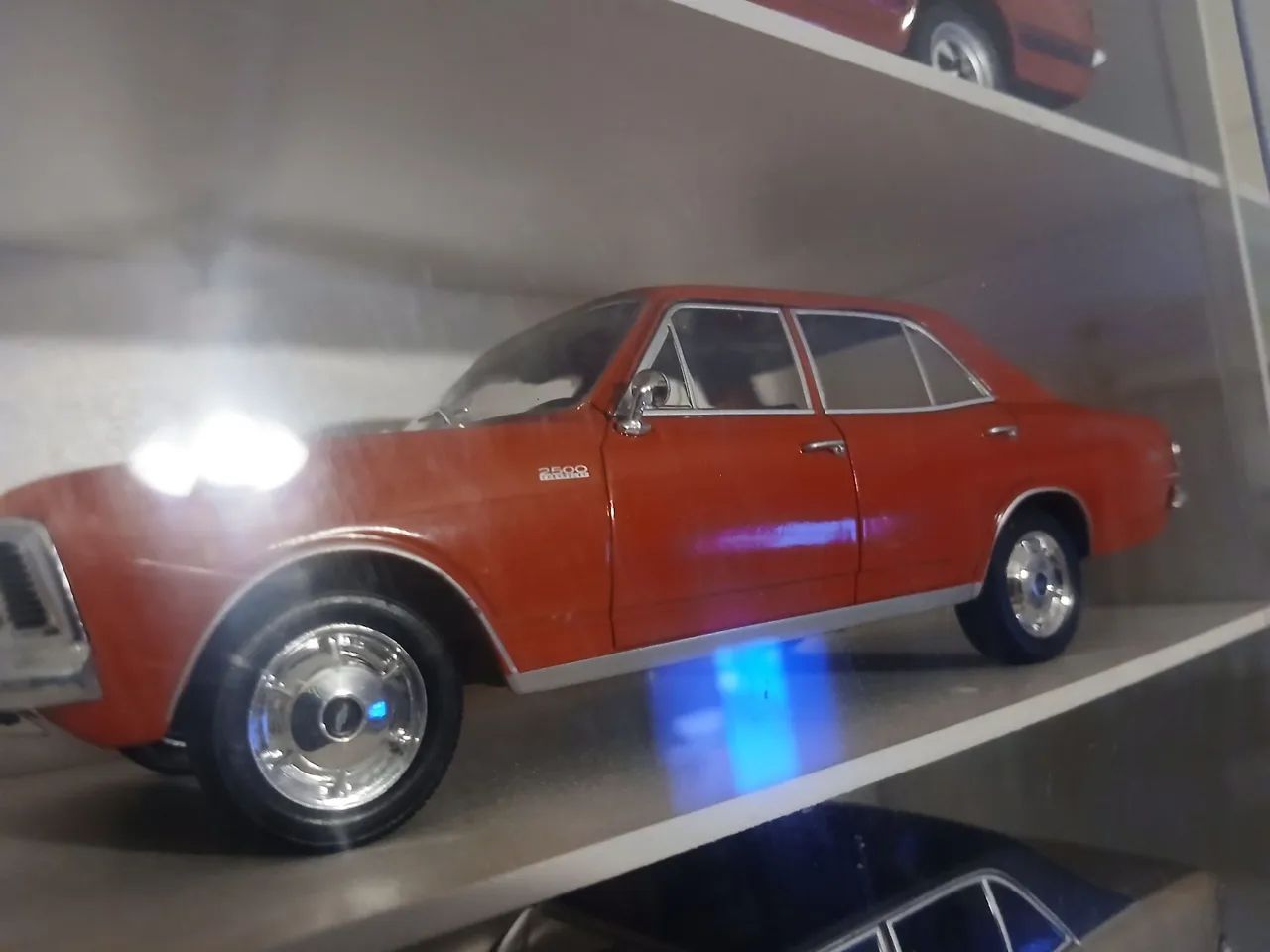 Opala amarelo claro e vemelho - Foto 2