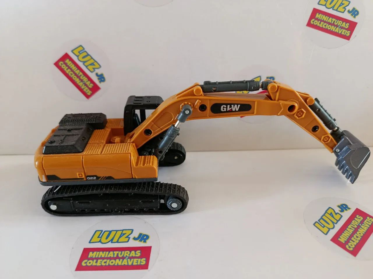 Miniatura Escavadeira - Construção  - Foto 3
