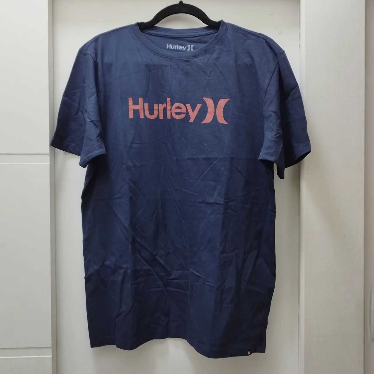 4 Blusas Hurley - Foto 4
