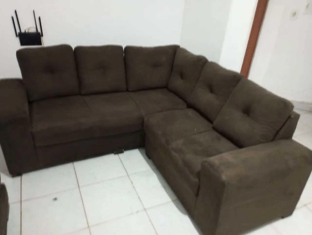 Vendo sofá 2 e 3 lugares marronleva de brinde sofá bicama - Foto 3