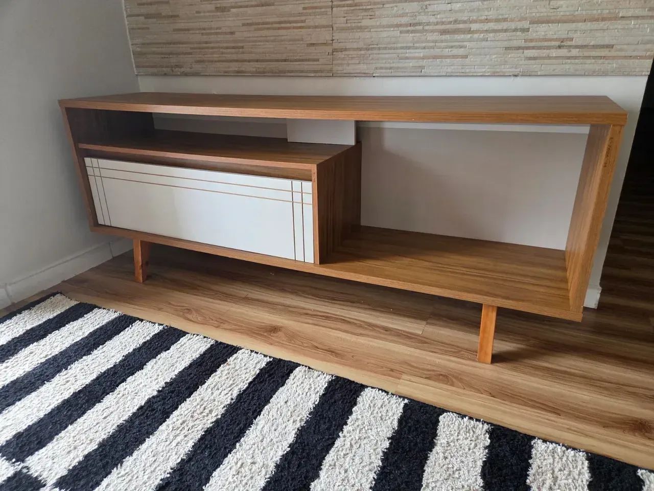 APARTAMENTO SEMIMOBILIADO COM 3 QUARTOS NO TORRES DE TRIVENTO - Foto 3
