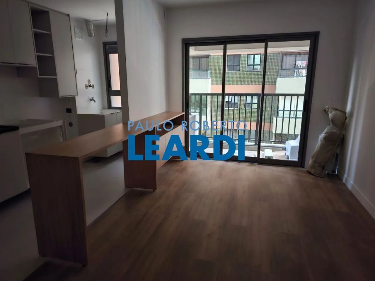 APARTAMENTO - ALPHAVILLE - SP