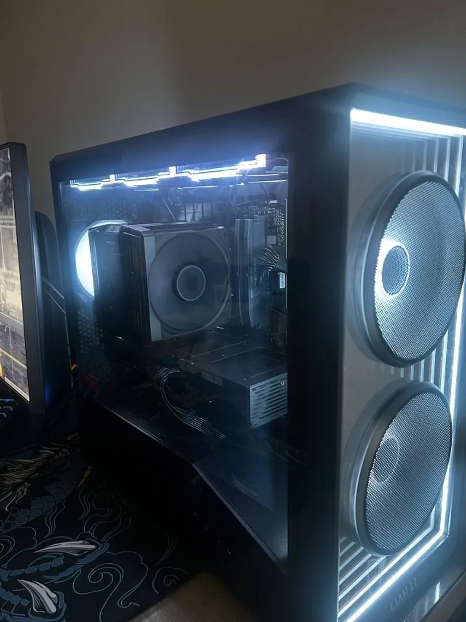 R7 9800x3D + 48GB DDR5 Corsair + RX 9070XT