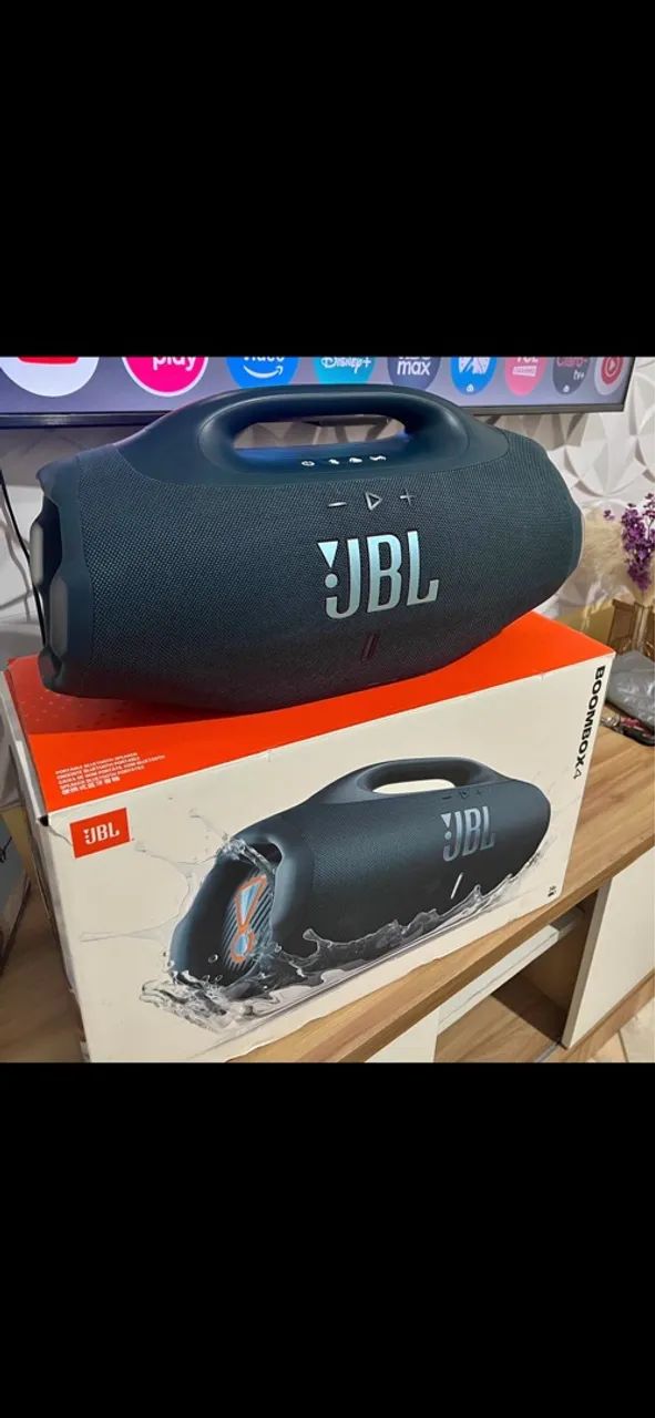 JBL boombox 4