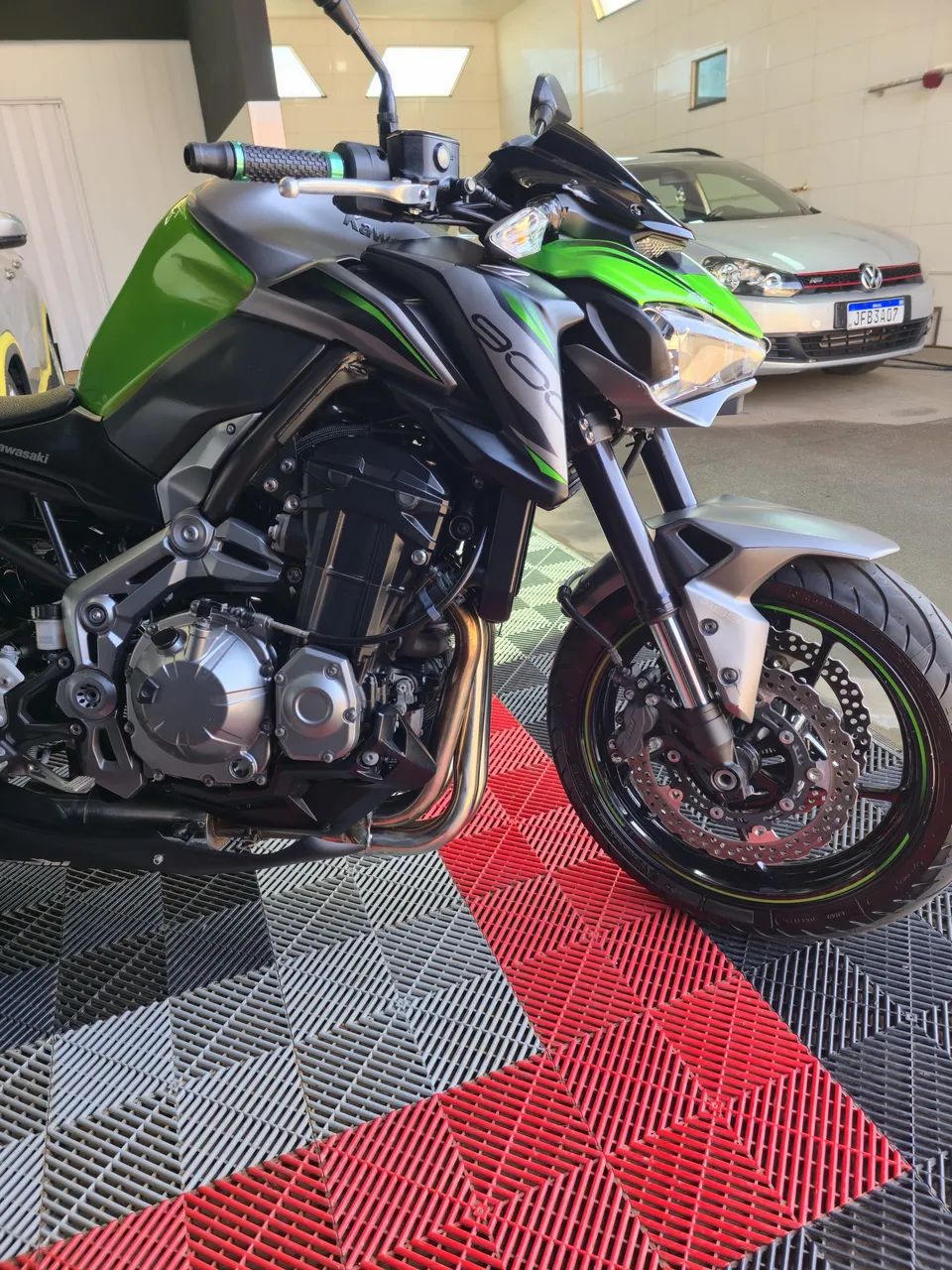 Kawasaki Z900 - Foto 4