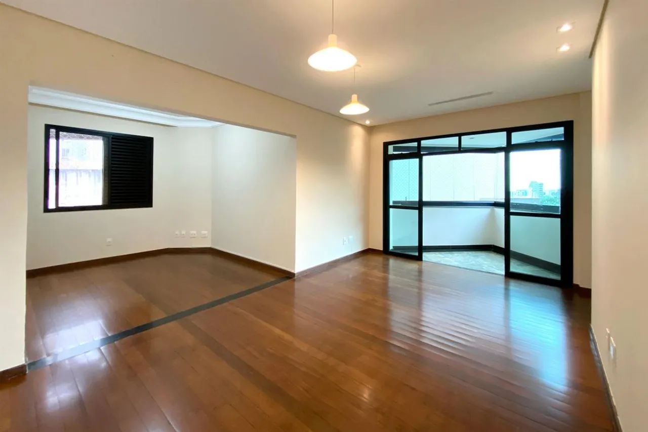 Apartamento à Venda - Sion, 3 Quartos, 105 m2