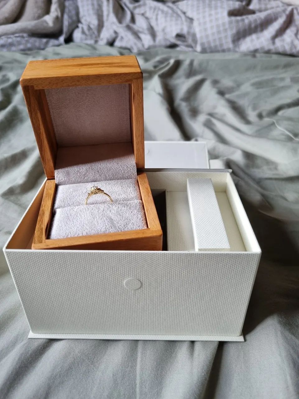 Anel Noivado Liebe Poesie Ouro 18k Diamantes  - Foto 2