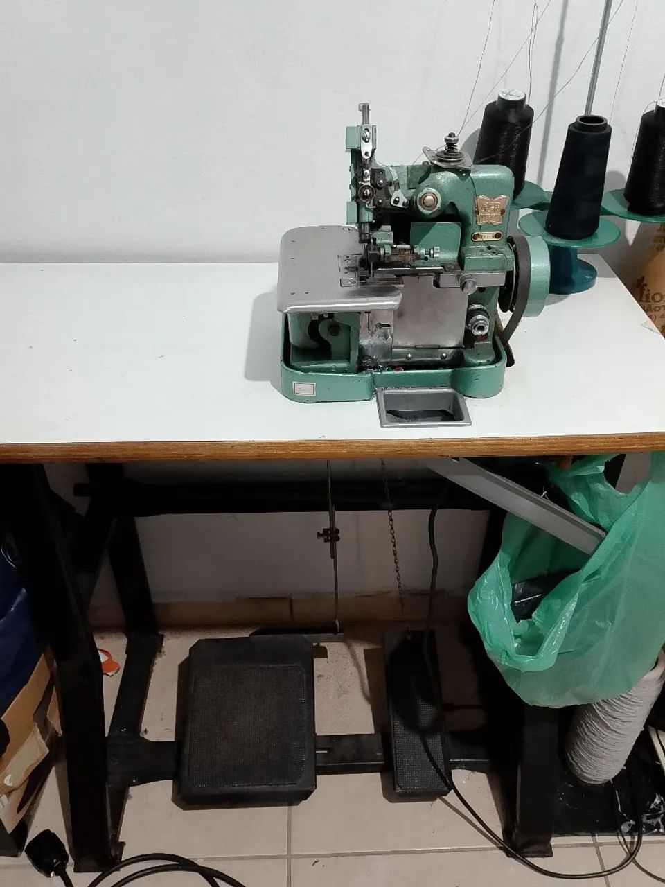 Máquina de costura overloque semi industrial chinesinha  - Foto 3