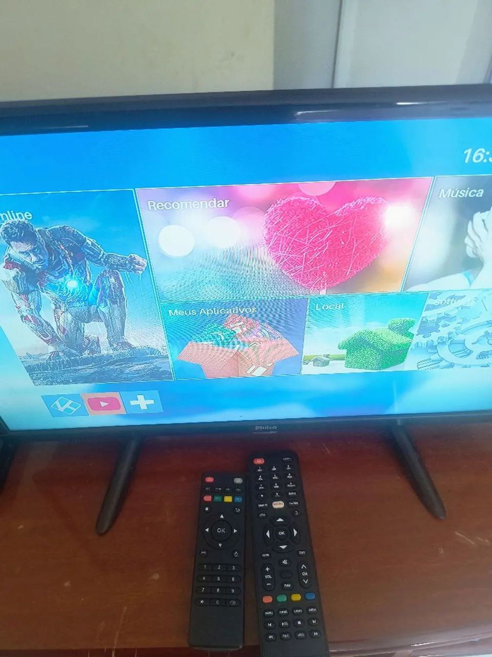 Monitor smart tv 22 Philips polegadas completo 
