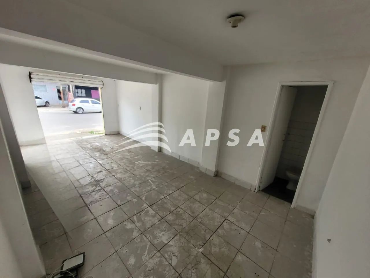 APSA ALUGA EXCELENTE LOJA COM BANHEIRO NA AVENIDA JOÃO DAVINO. IMÓVEL COM EXCELENTE LOCALI - Foto 3