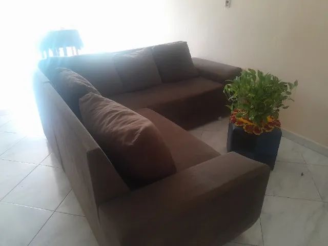 Vende sofá de canto marrom 