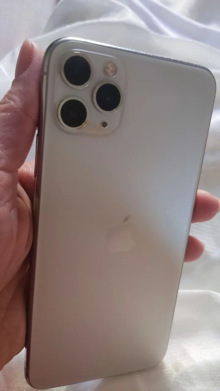 iPhone 11 Pro Max 256gb - Foto 2