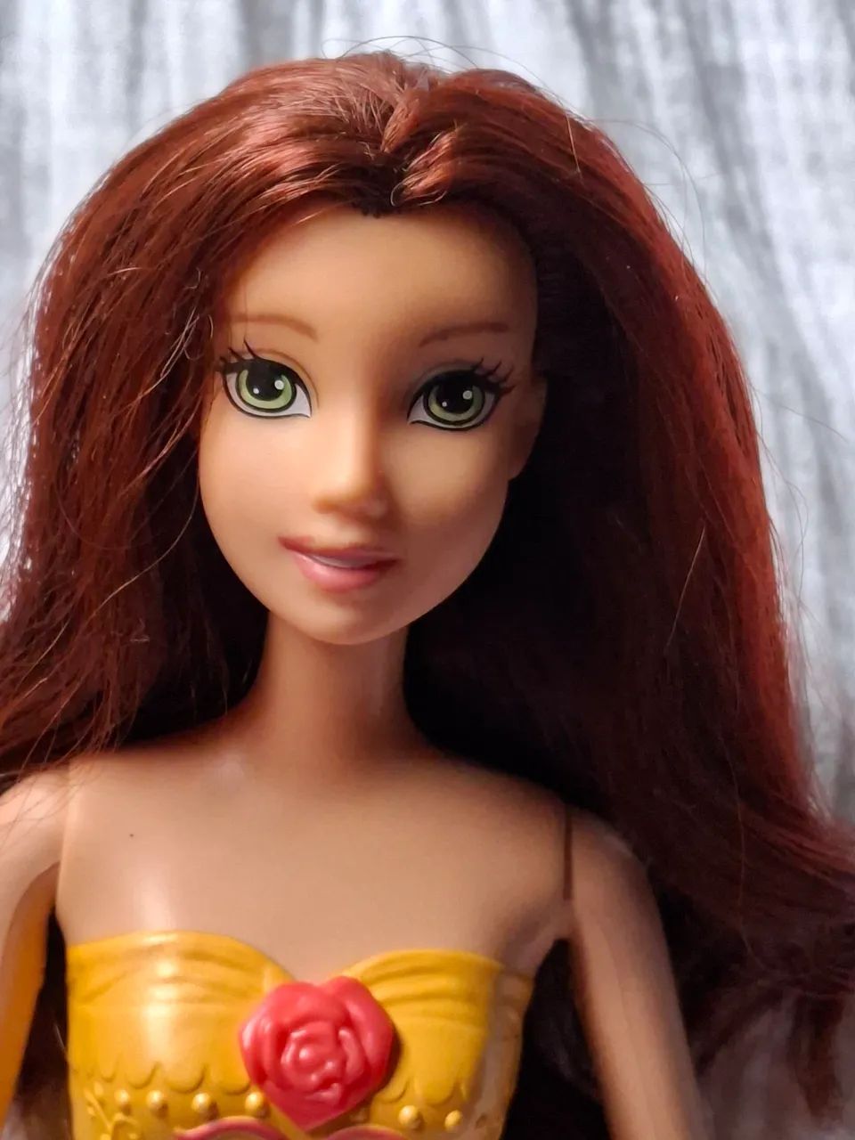 Boneca princesa Bela da disney mattel