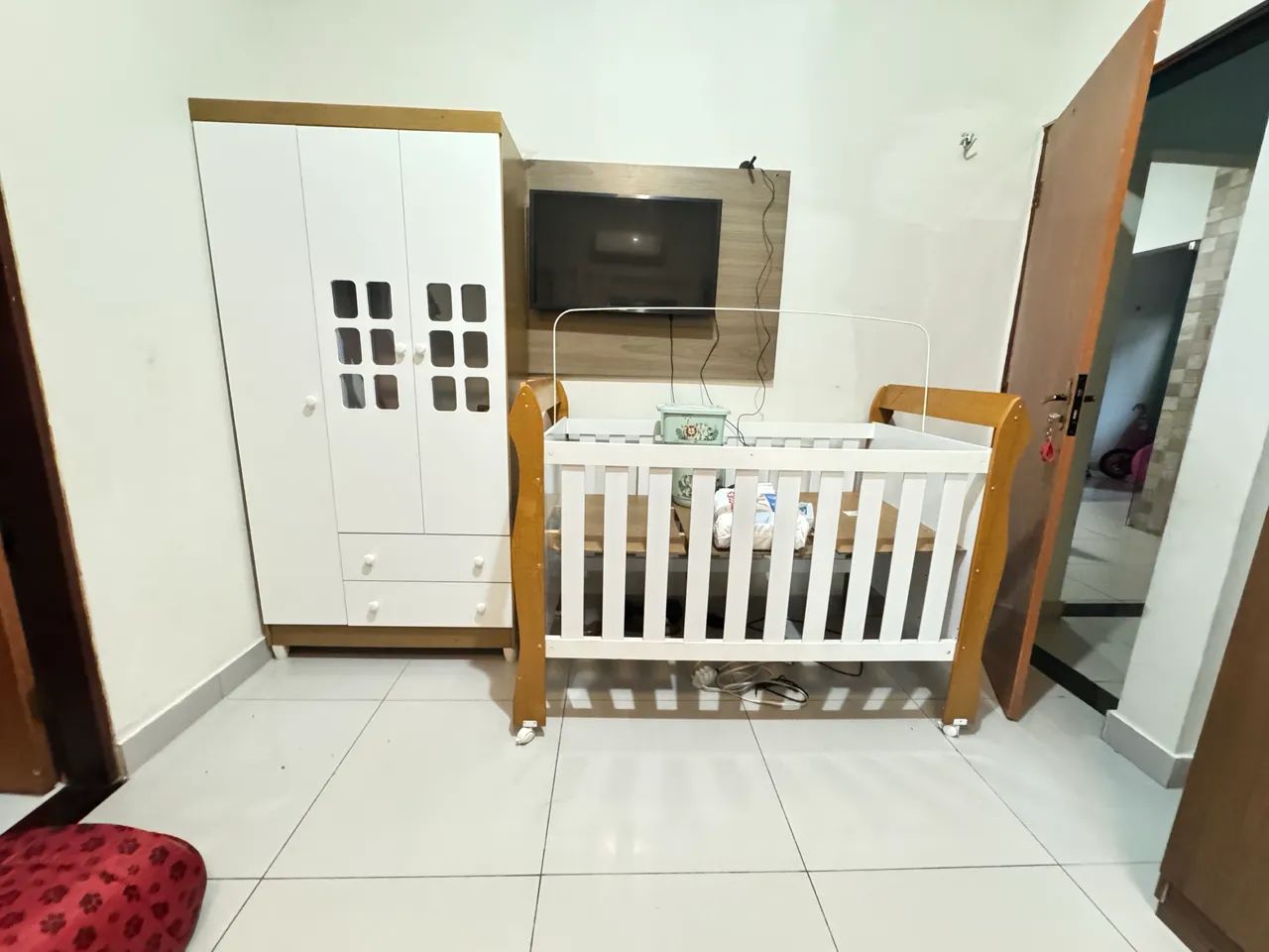 Guarda roupa e berço  - Foto 2