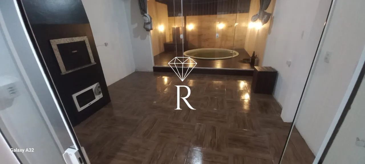 Sobrado com 2 suites no bairro São João do Rio Vermelho - Foto 2