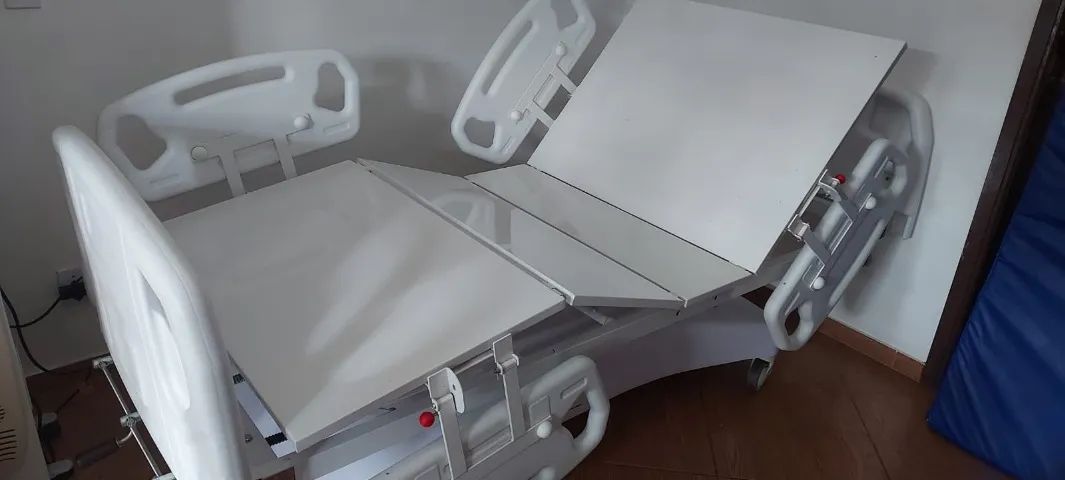 Cama hospitalar c/elevação, 3 manivelas - mod.1006CS - Foto 2
