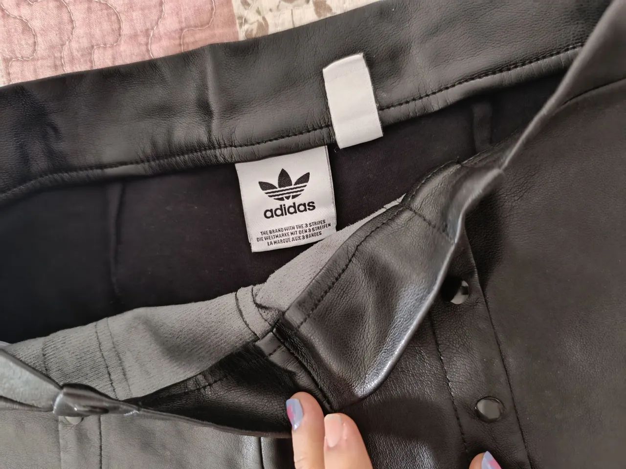 Calça couro Adidas  - Foto 4