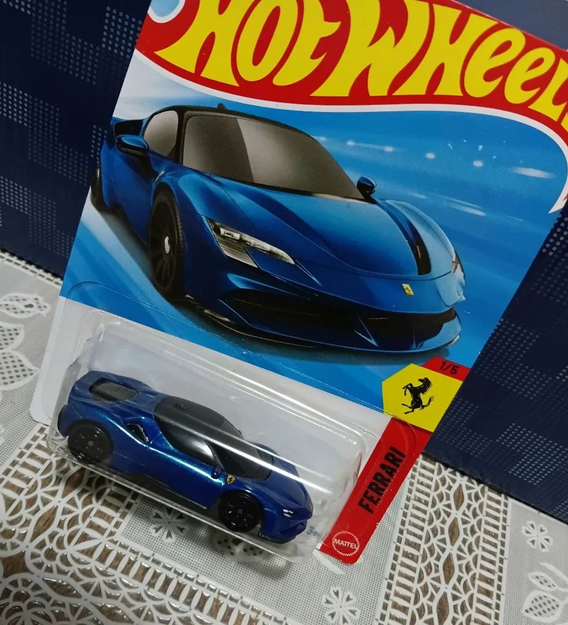 Hot Wheels Ferrari SF90 Stradalle Azul  - Foto 5
