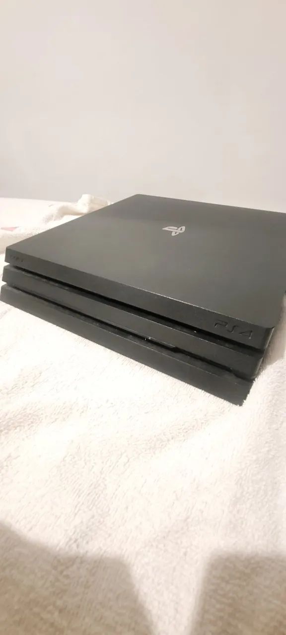 PS4 PRO 1TB