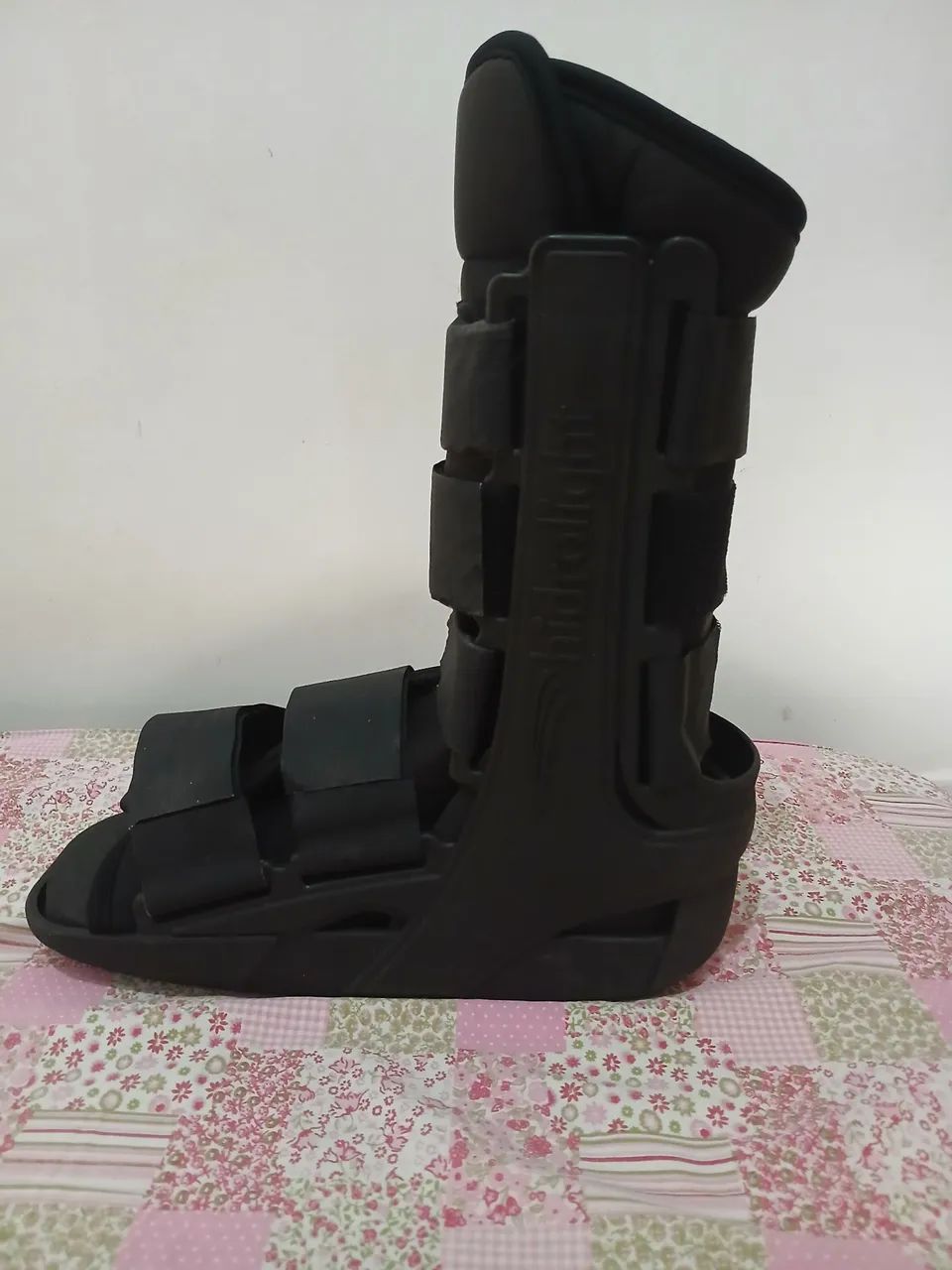 Bota imobilizadora Standard hidrolight.    R$130,00 - Foto 3