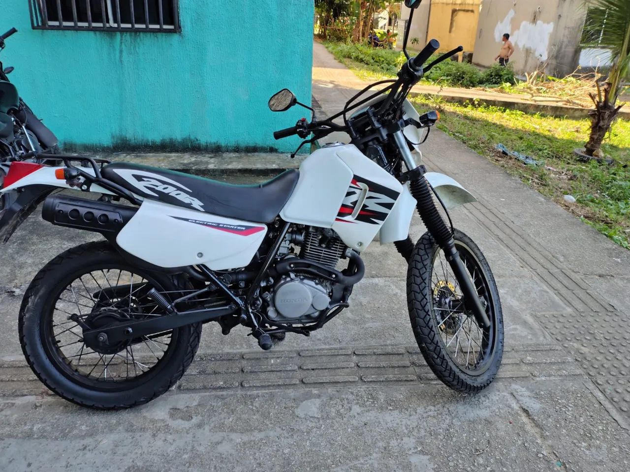 Xr 200